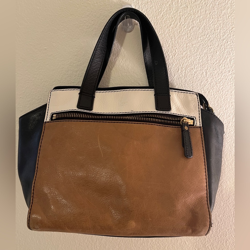 Fossil handbag